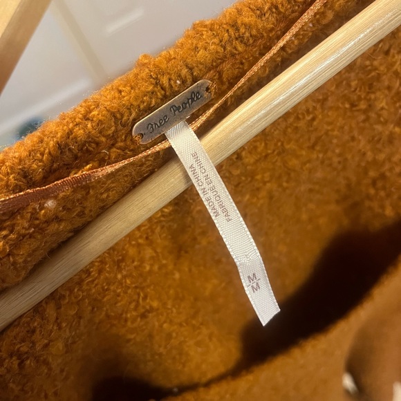 Free People cropped sweater - Picture 3 of 3